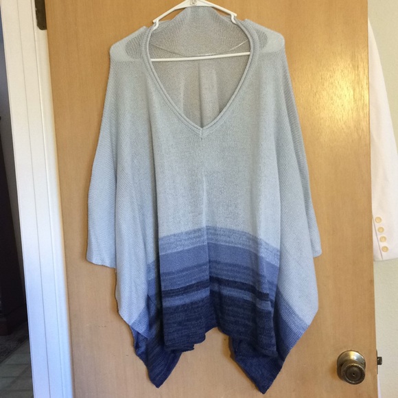 Sonoma Sweaters - Gorgeous poncho sweater
